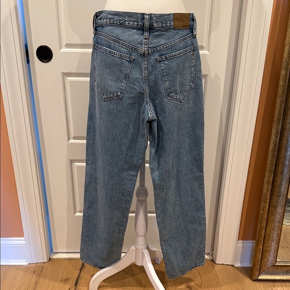 Madewell Low Rise Baggy Straight Jeans - Picture 2 of 3